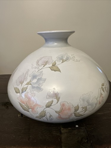 Denby dauphine sweetpea - sweetpea, vase