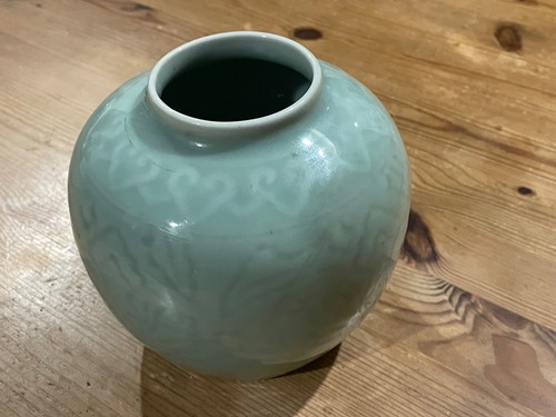 Vintage stylish green globe