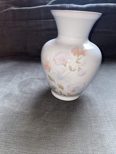 Denby dauphine vase 20cm - denby,